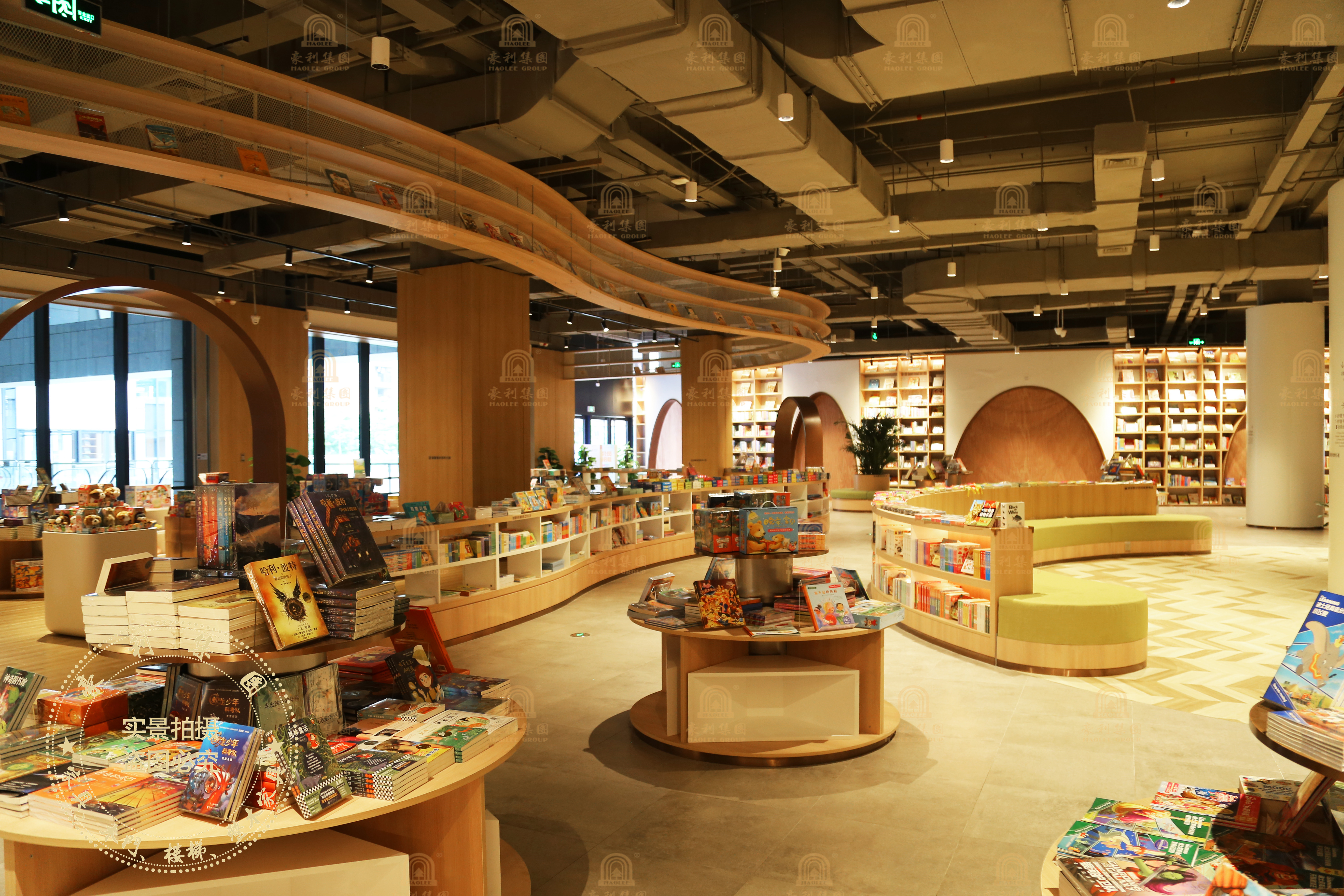 【案例赏析】诗意灵魂、文化栖居，徜徉豪利爱家深圳坪山轻奢书城(图6)